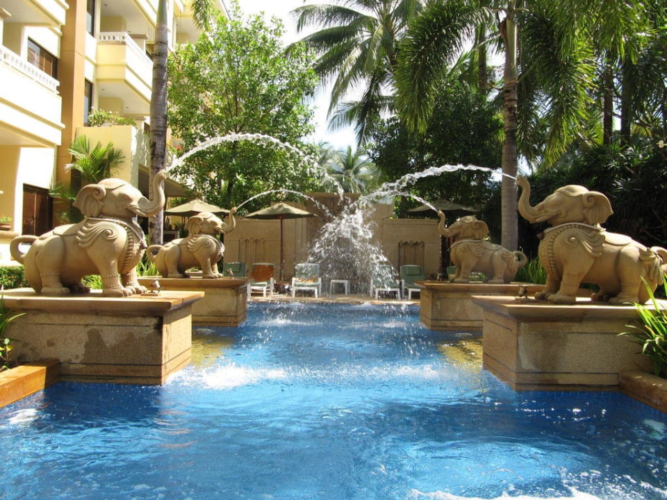 Zweiter kleiner Pool  Holiday Inn Resort Phuket