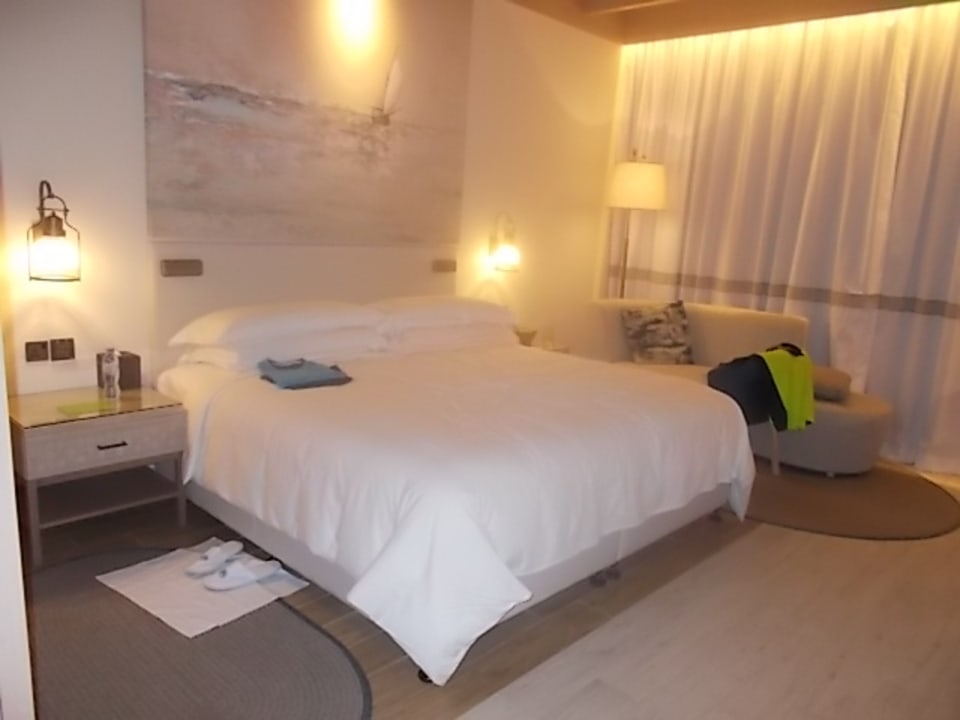 Zimmer Saadiyat Rotana Resort &  Villas