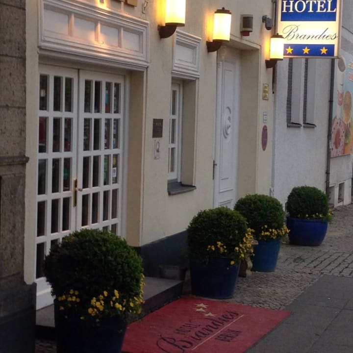 Hoteleingang  Hotel Brandies Berlin