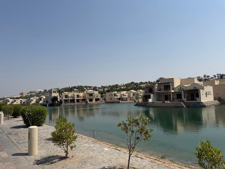Außenansicht The Cove Rotana Resort