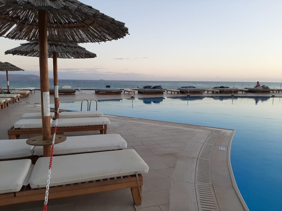 Pool Mitsis Selection Rinela