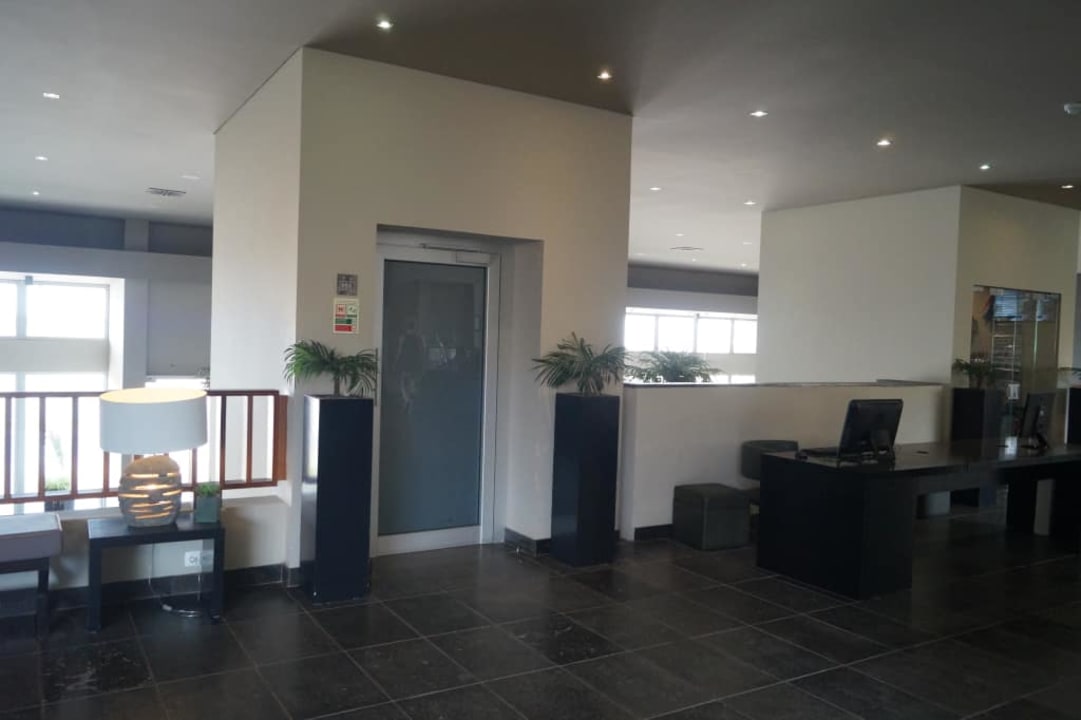 Winda Oasis Salinas Sea