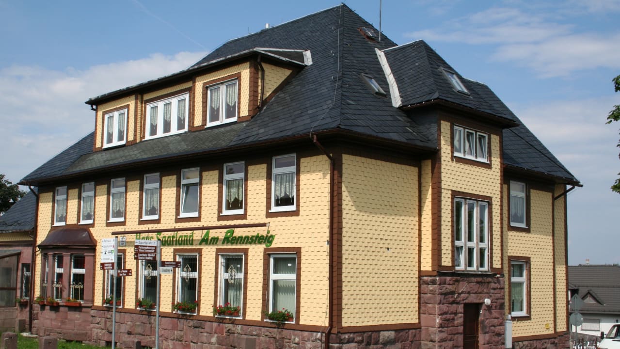 Außenansicht Pension Haus Saarland