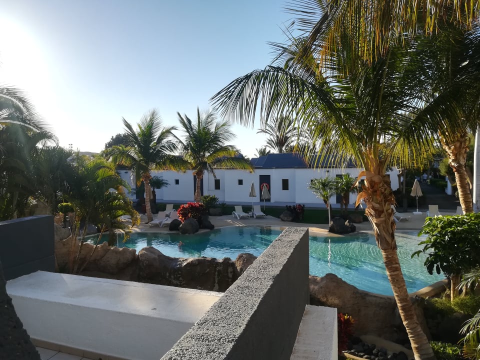 Ausblick R2 Romantic Fantasia Suites - Adults only