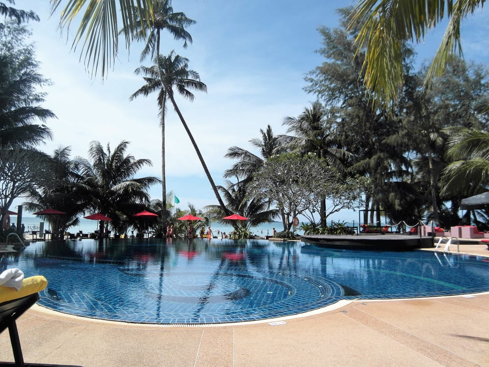 Pool Centara Koh Chang Tropicana Resort