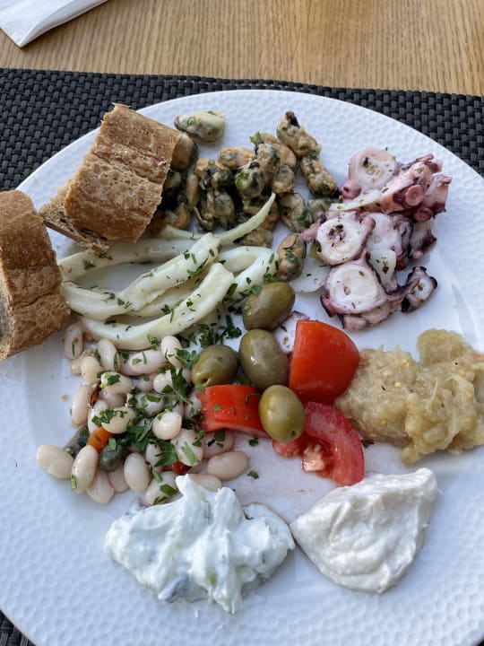 Gastro Portes Lithos Luxury Resort