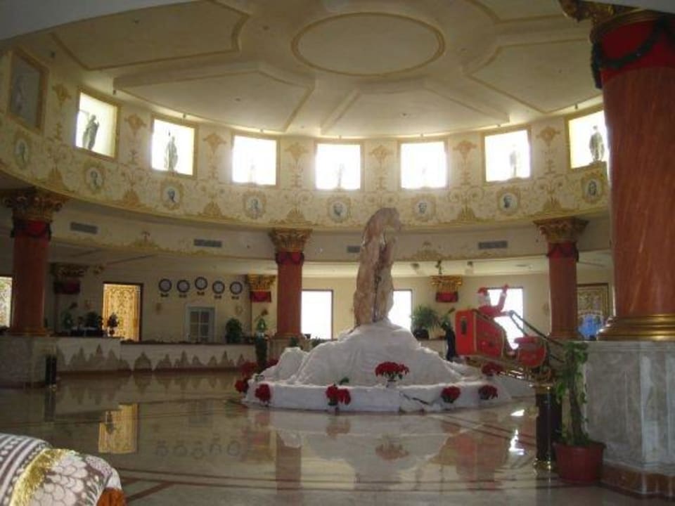 Lobby  Hotel Titanic Palace