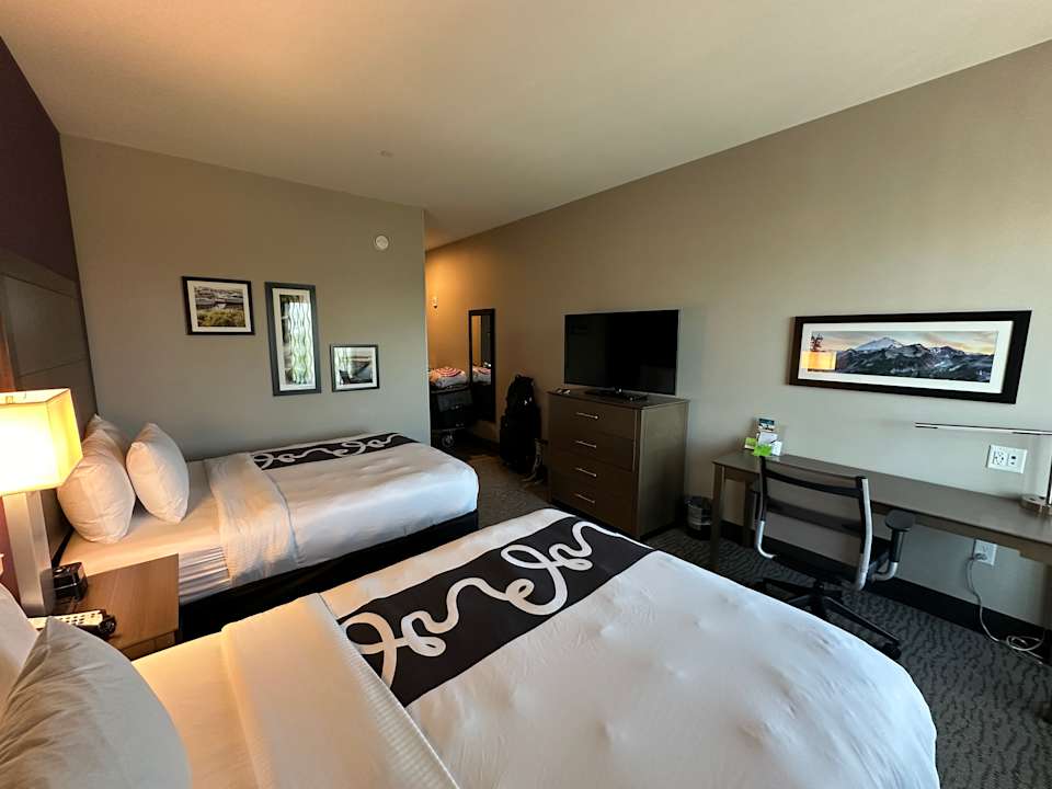 Zimmer La Quinta Inn & Suites by Wyndham Burlington