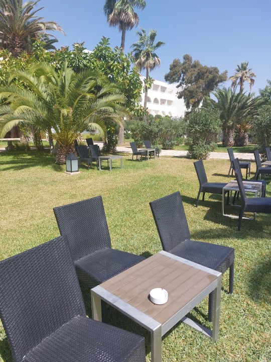 Gartenanlage The Orangers Beach Resort and Bungalows