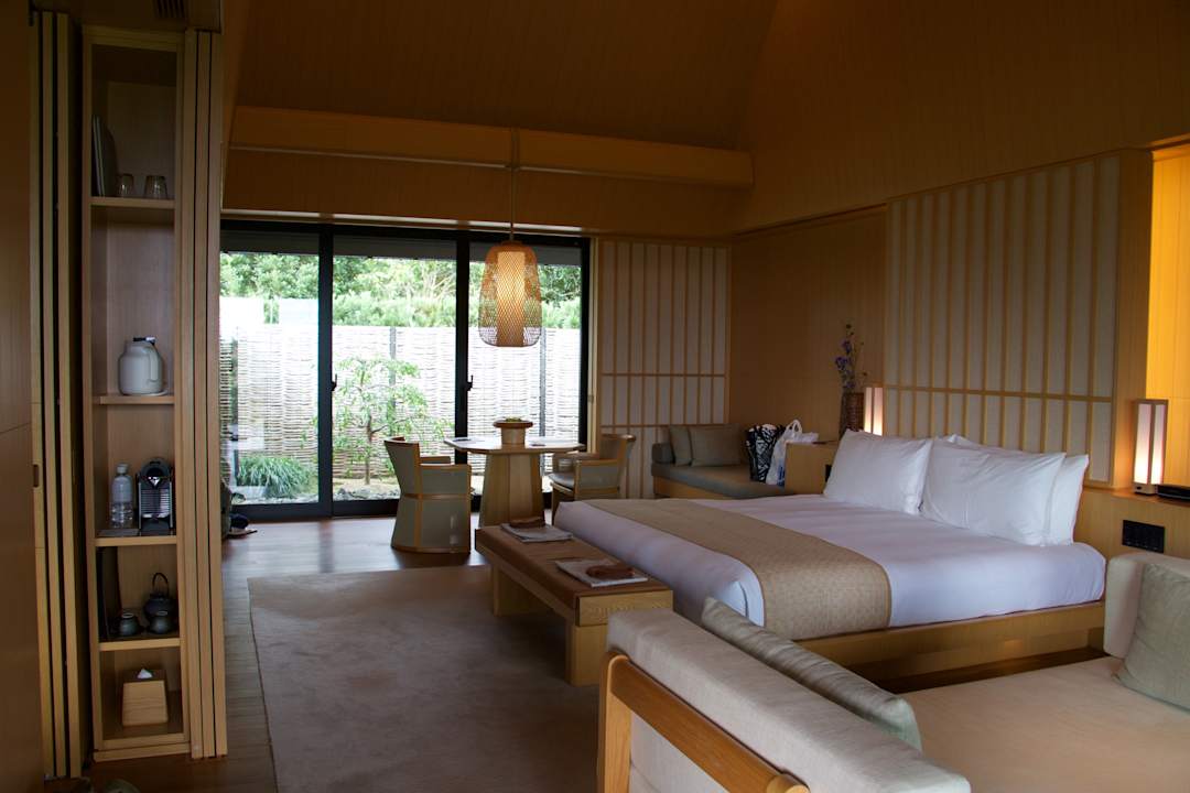 Zimmer Amanemu