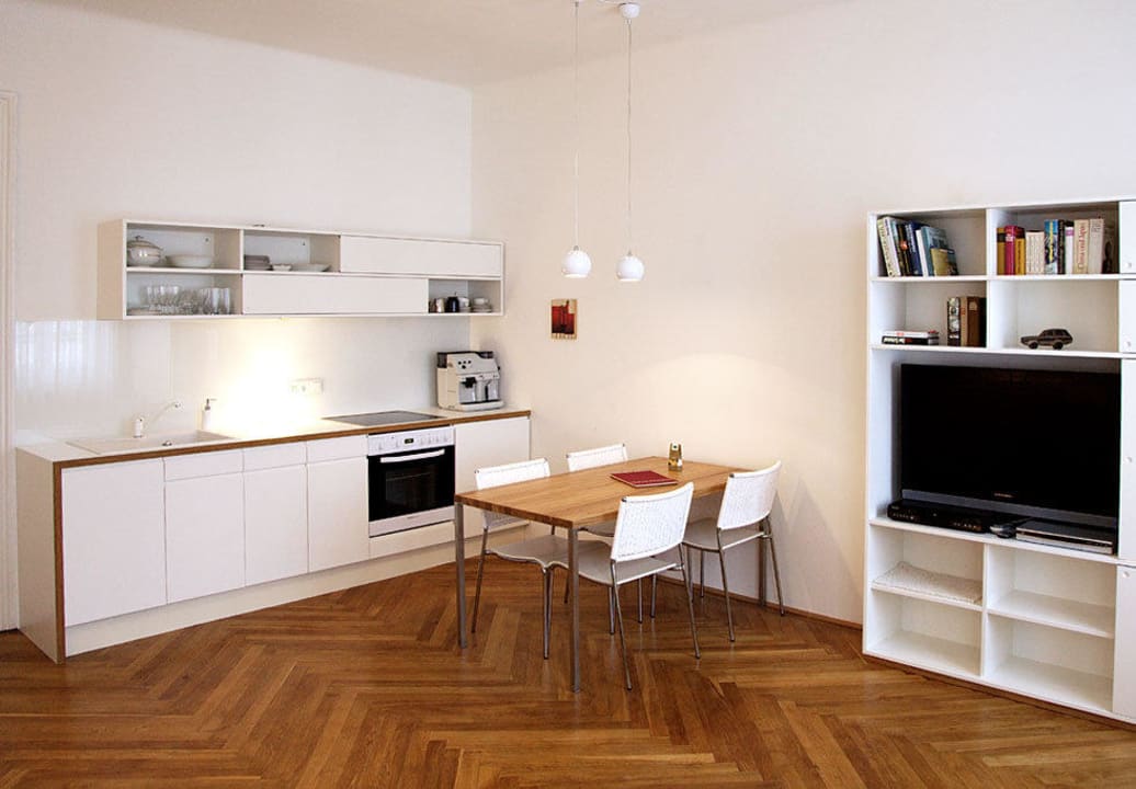 Wohnzimmer mit amerikanischer Küche Roten Löwen Design-Apartment