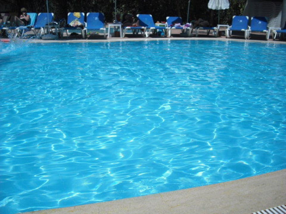 Sauber Dosi Hotel