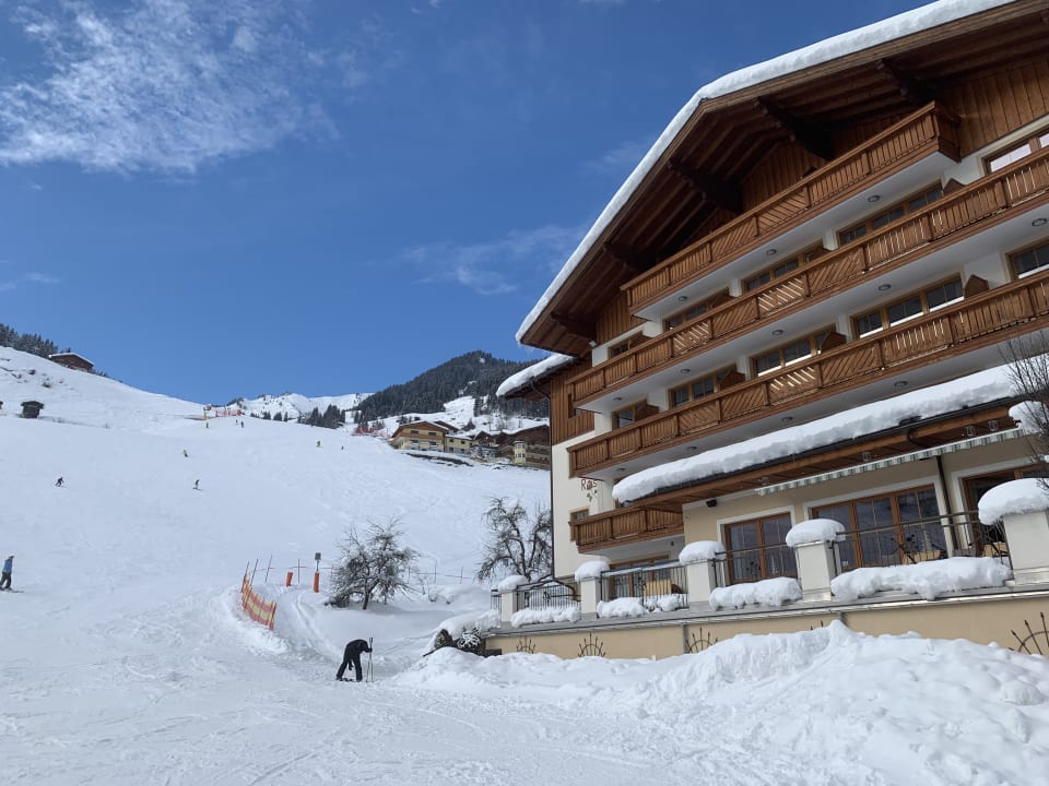 Außenansicht Hotel Roslehen