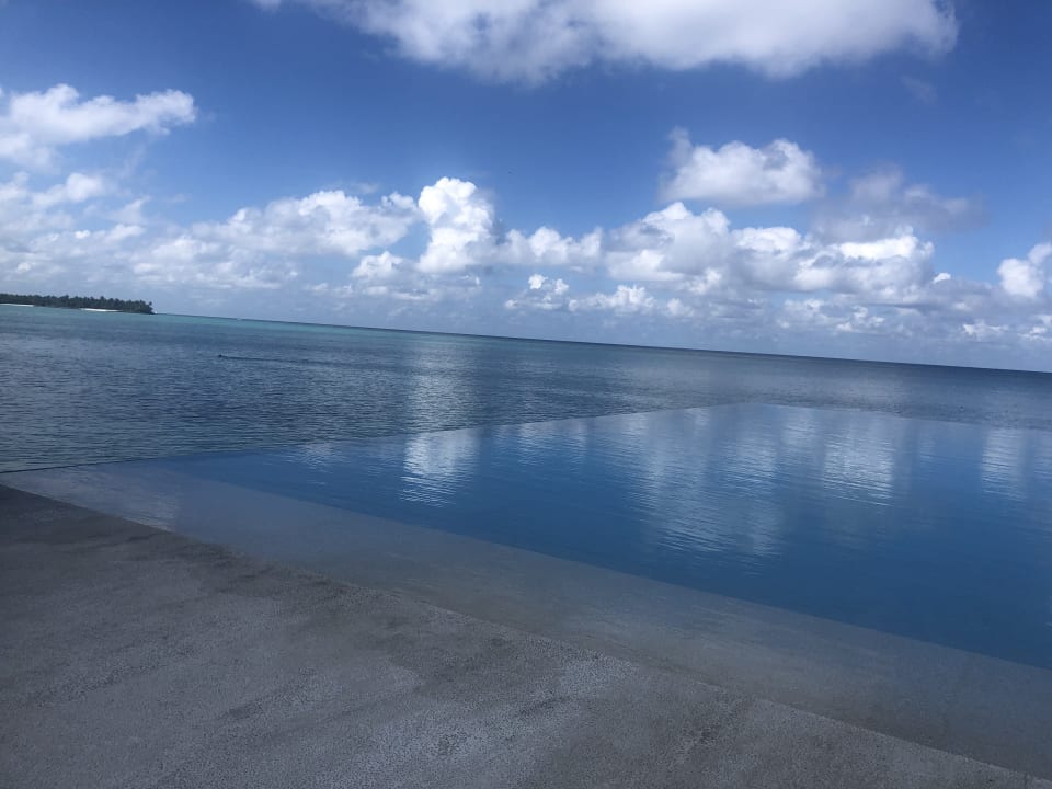 Pool Summer Island Maldives