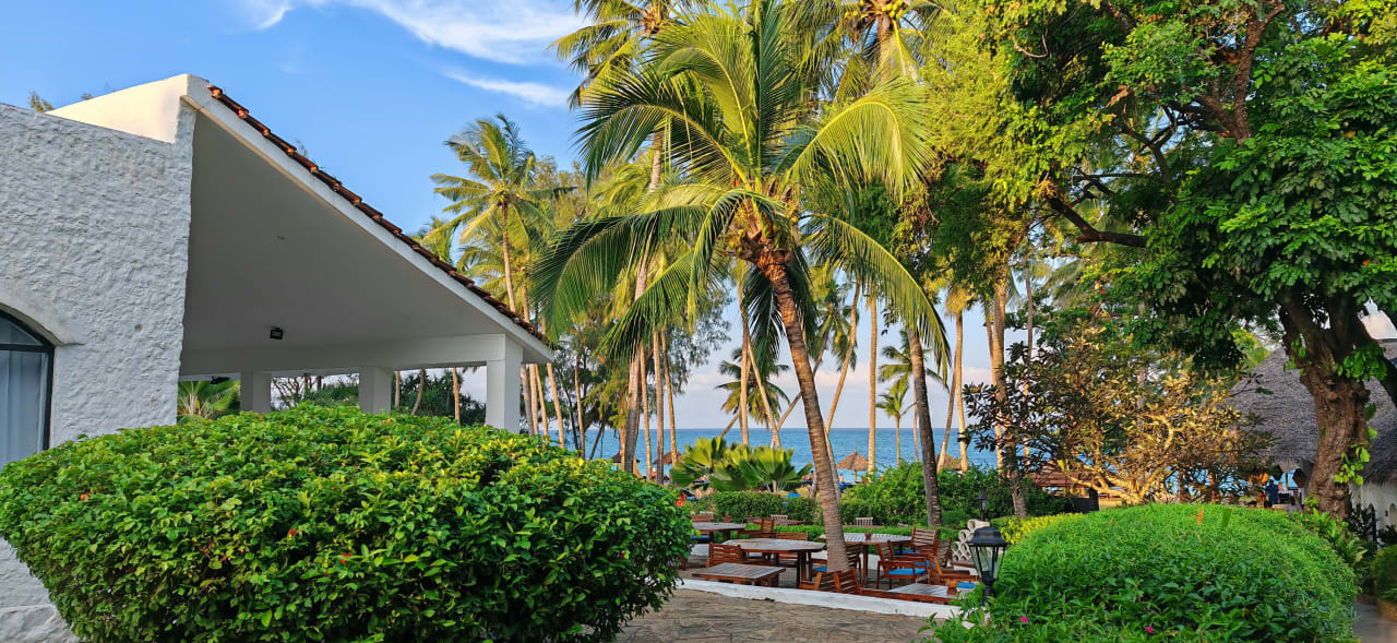 Außenansicht Hotel Diani Sea Lodge