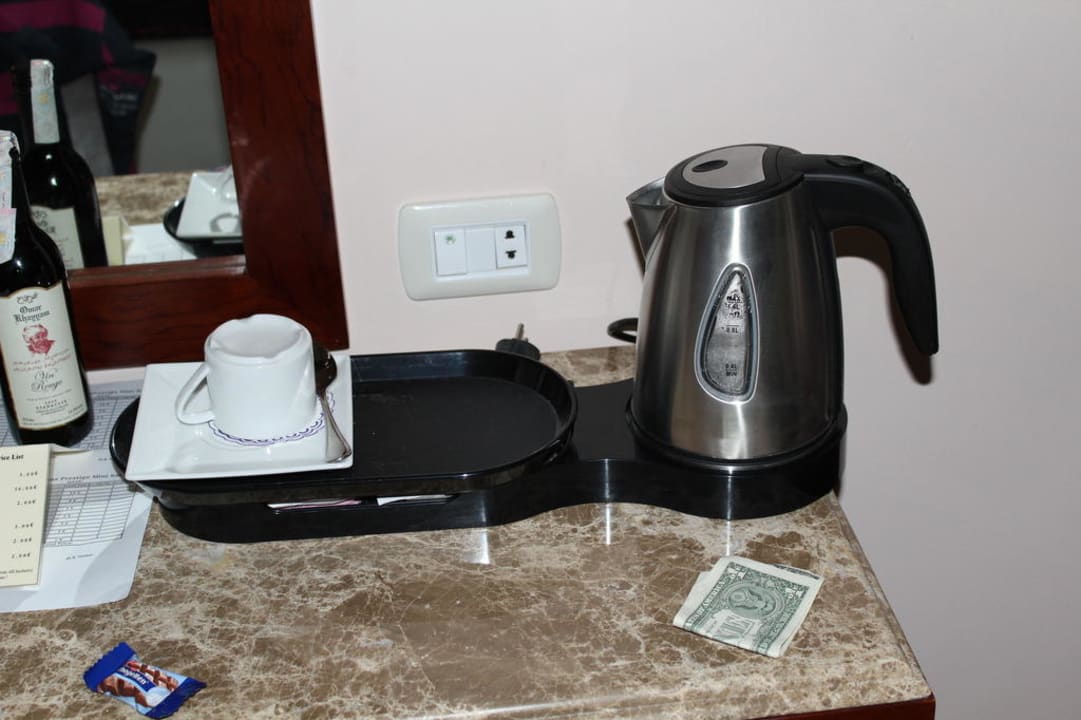 Kaffe- Teebar im Zimmer Shams Prestige Abu Soma-Adults Only