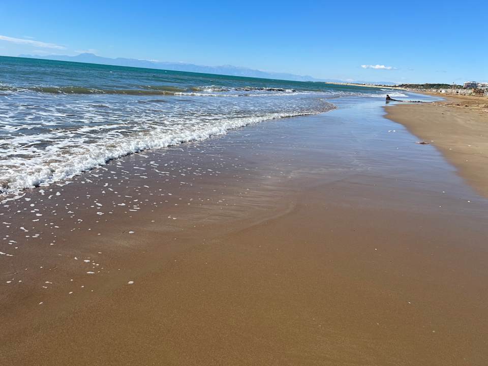 Strand Castival Hotel