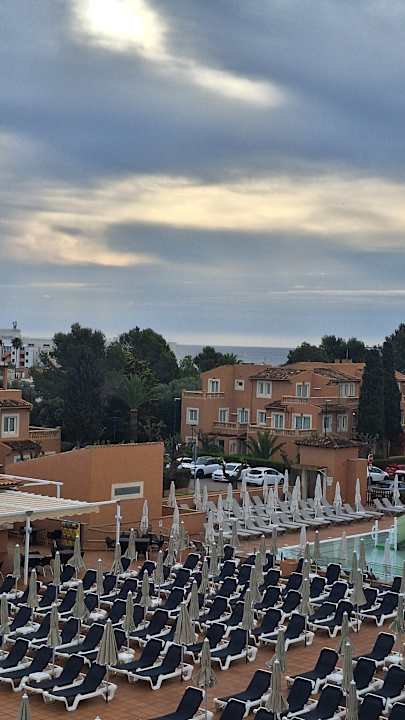 Pool Aparthotel Ciudad Laurel