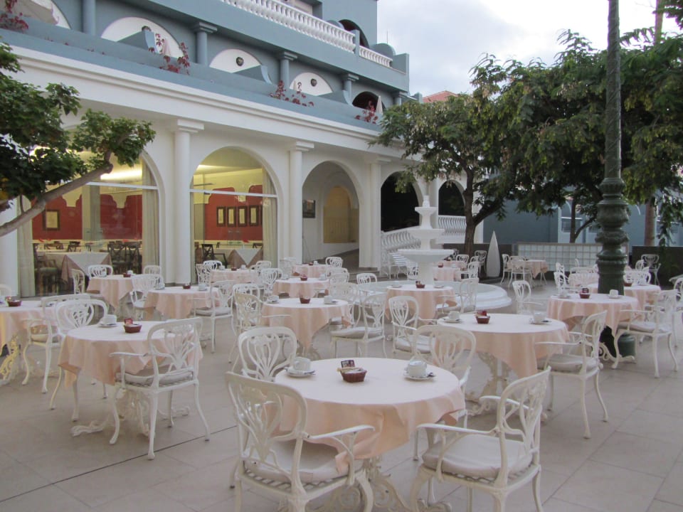 Außenterrasse Adrián Hoteles Colón Guanahaní - Adults only