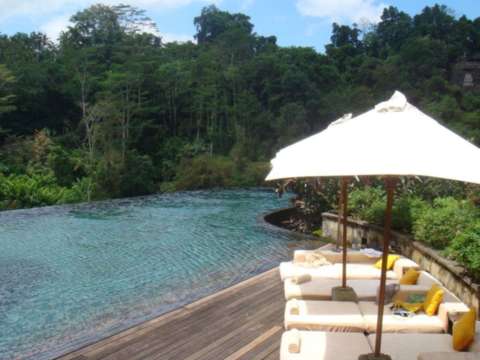 Infinitypool Hanging Gardens of Bali
