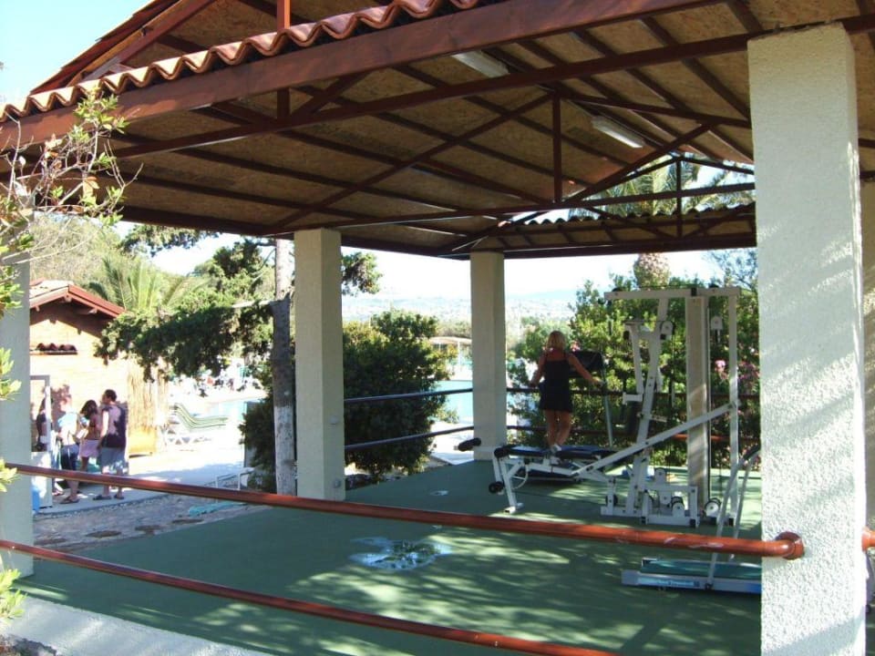 Fitnessraum im Außenbereich Ephesia Holiday Beach Club