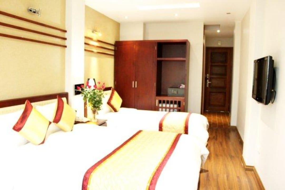 Room Hotel Hanoi View 2