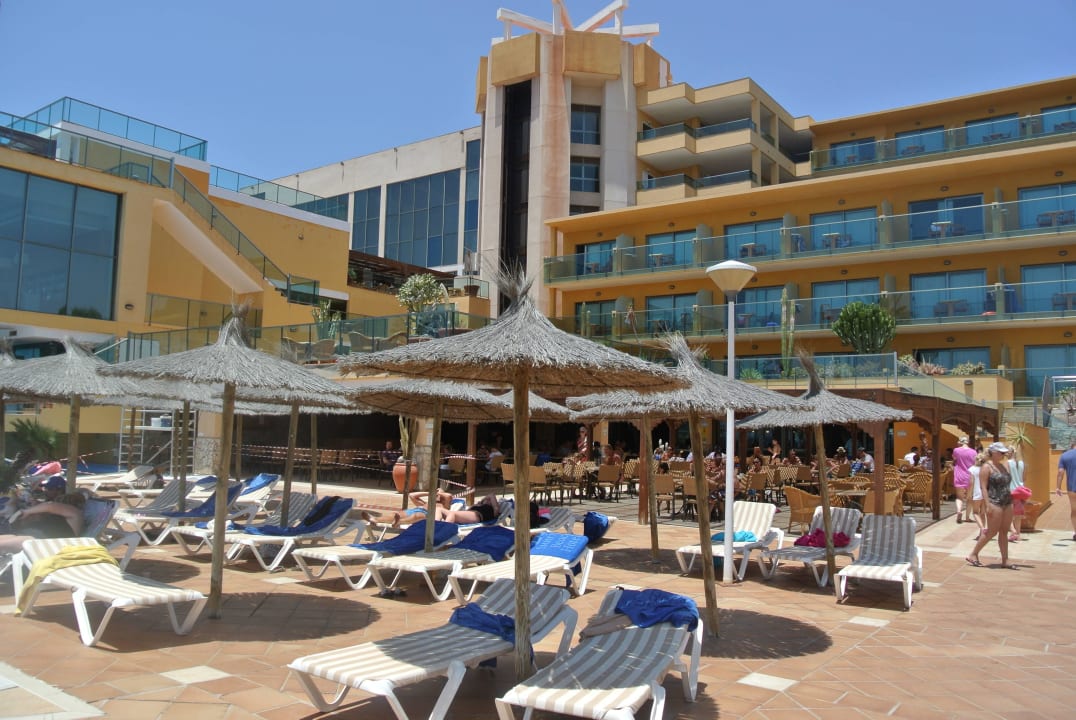 Barbereich vorm Pool SBH Club Paraiso Playa