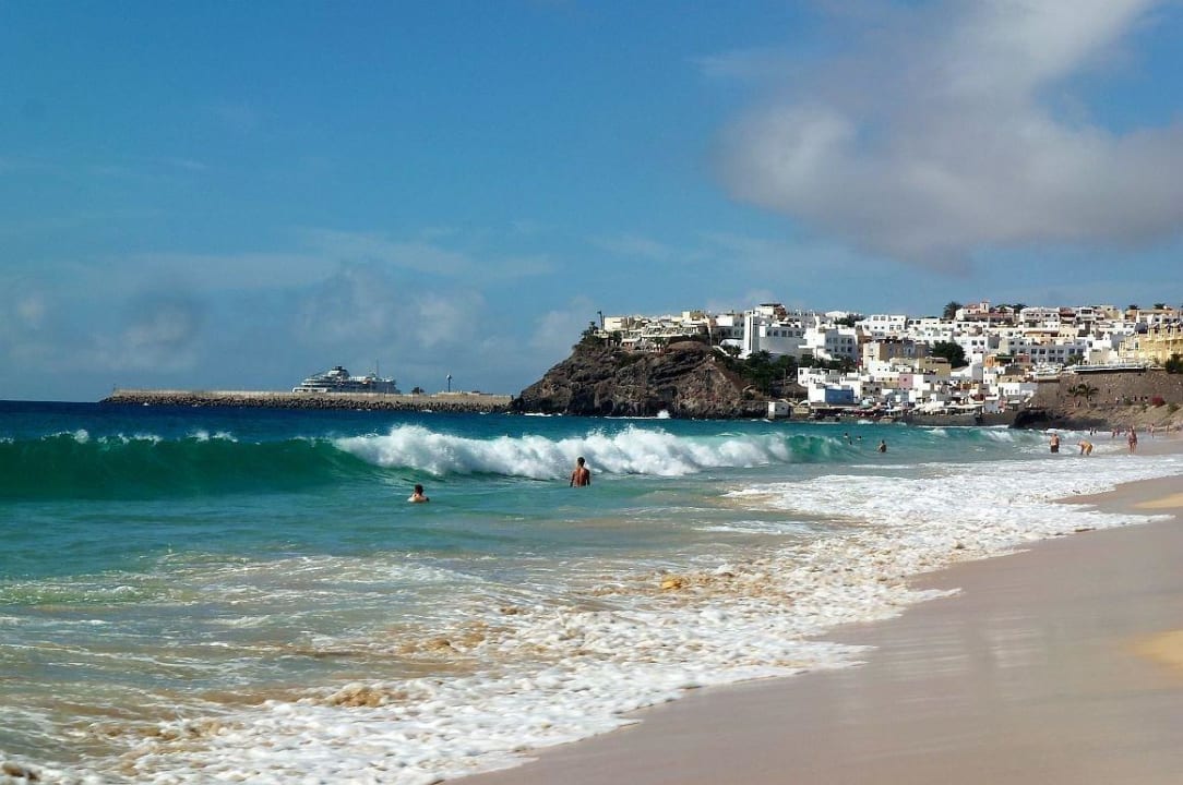 Baden in der Brandung - nicht ganz ungefährlich! BLUESEA Jandia Luz