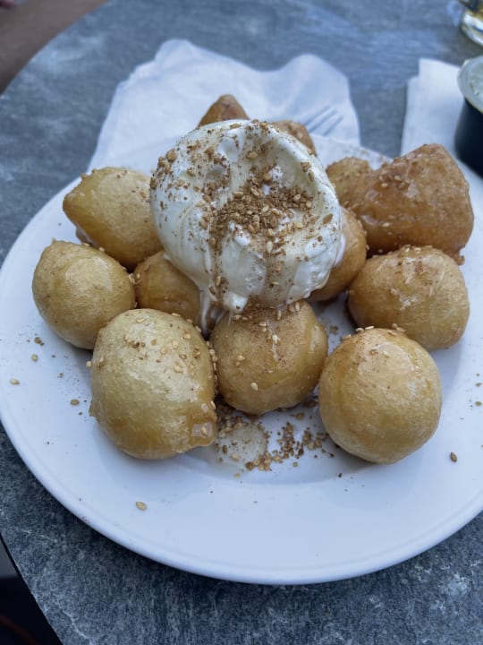 Gastro Petousis Hotel & Suites