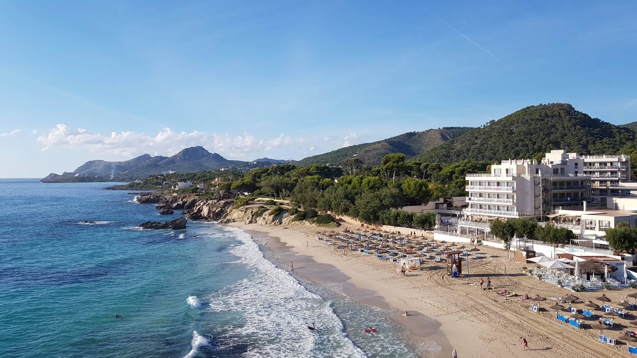 Vom Zimmer auf den Strand Hotel Clumba