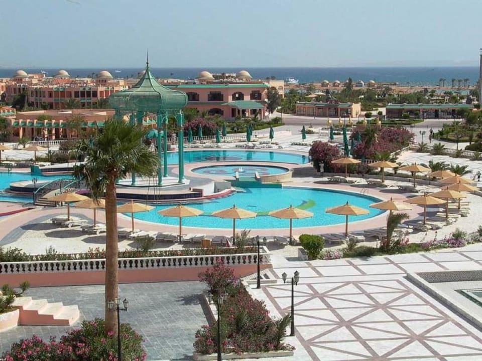 Golden 5 City Blend Club Aqua Resort