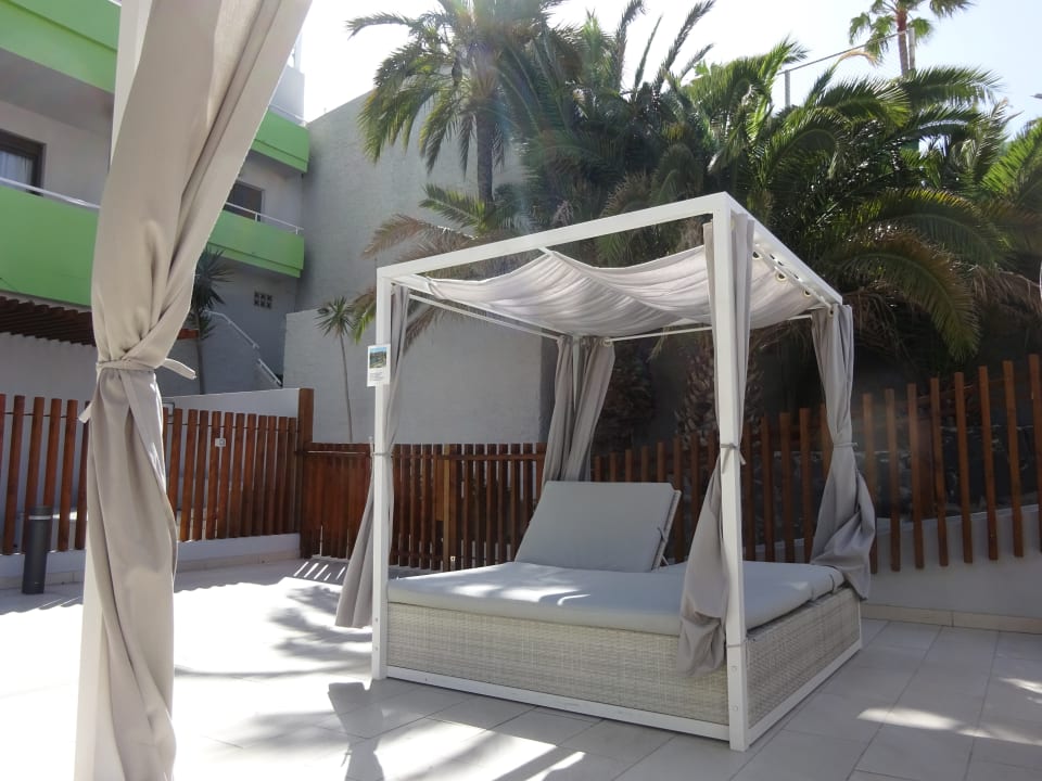 Pool Hotel LIVVO Anamar Suites