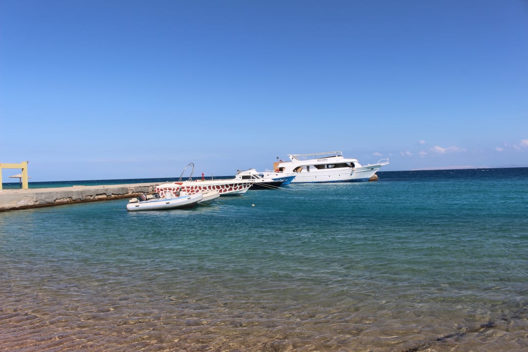 Strand Palm Beach Resort