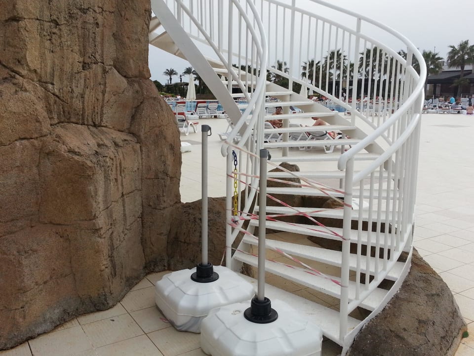 Nicht rechtzeitig eröffnet Hotel Miracle Resort