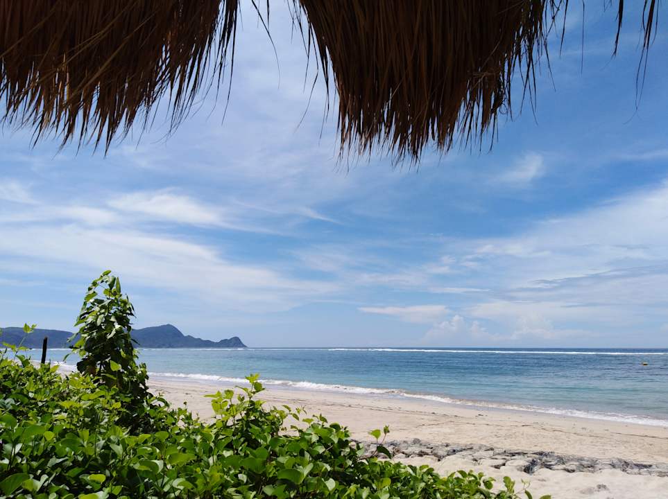 Strand Amber Lombok Beach Resort