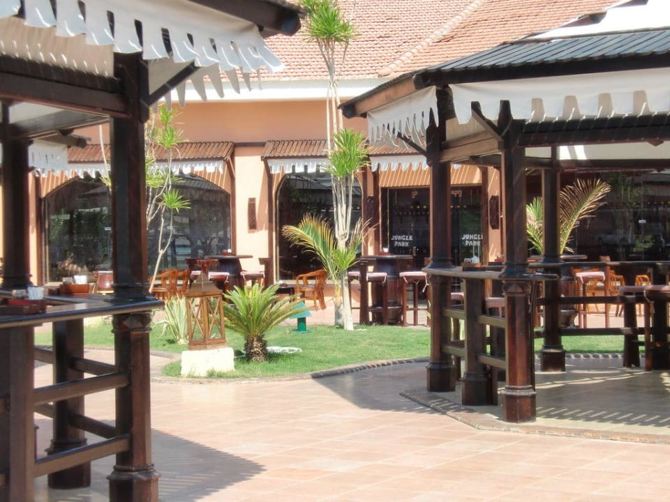 Columbus Bar Pickalbatros Jungle Aqua Park Resort - Neverland Hurghada