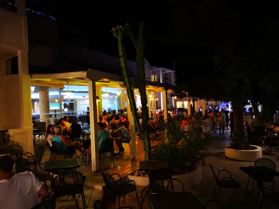 Gastro St Constantin Hotel