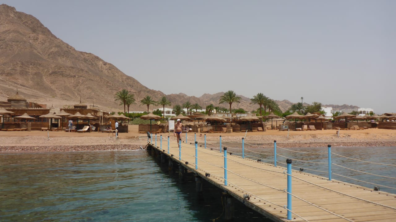 Strand Happy Life Village