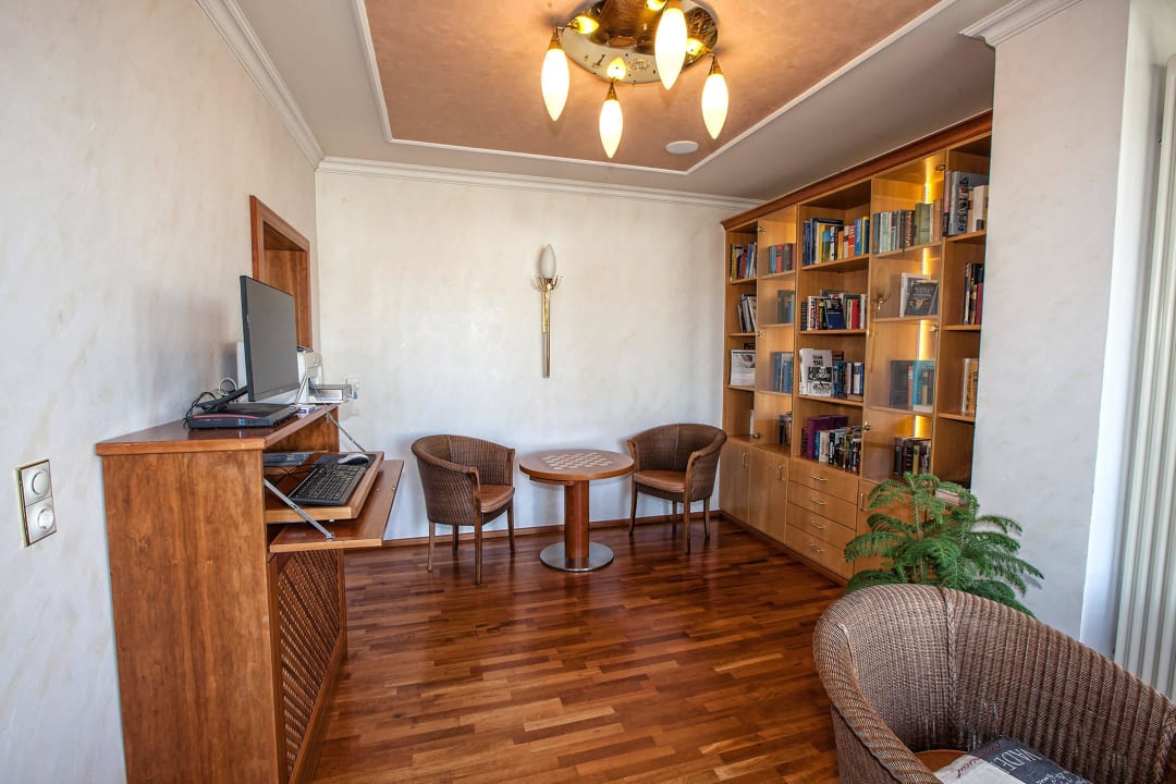Internet & Bücherecke Thermalresort Köck