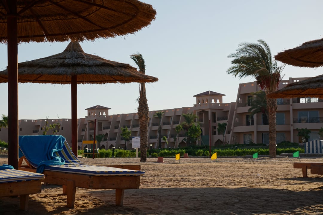 Parasole 4 Jasmine Palace Resort & Spa