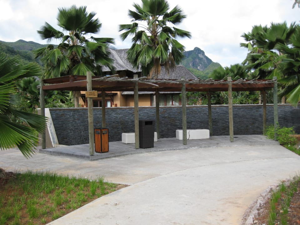 Busstation innerhalb der Anlage Constance Ephelia