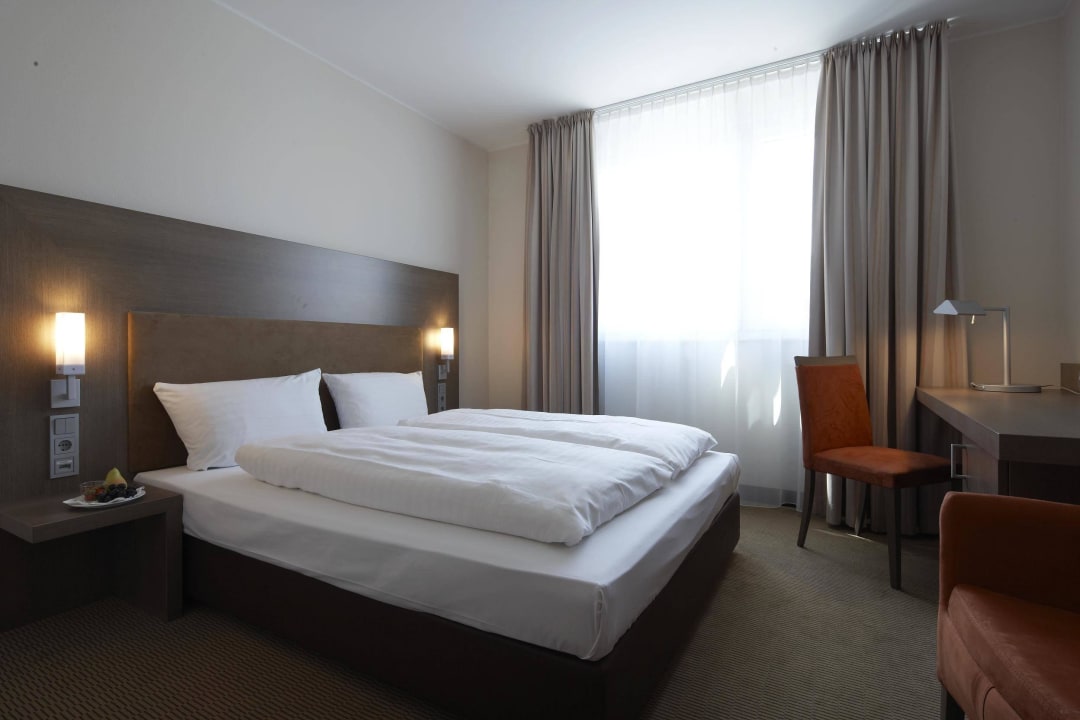 Standard Doppelzimmer IntercityHotel Essen