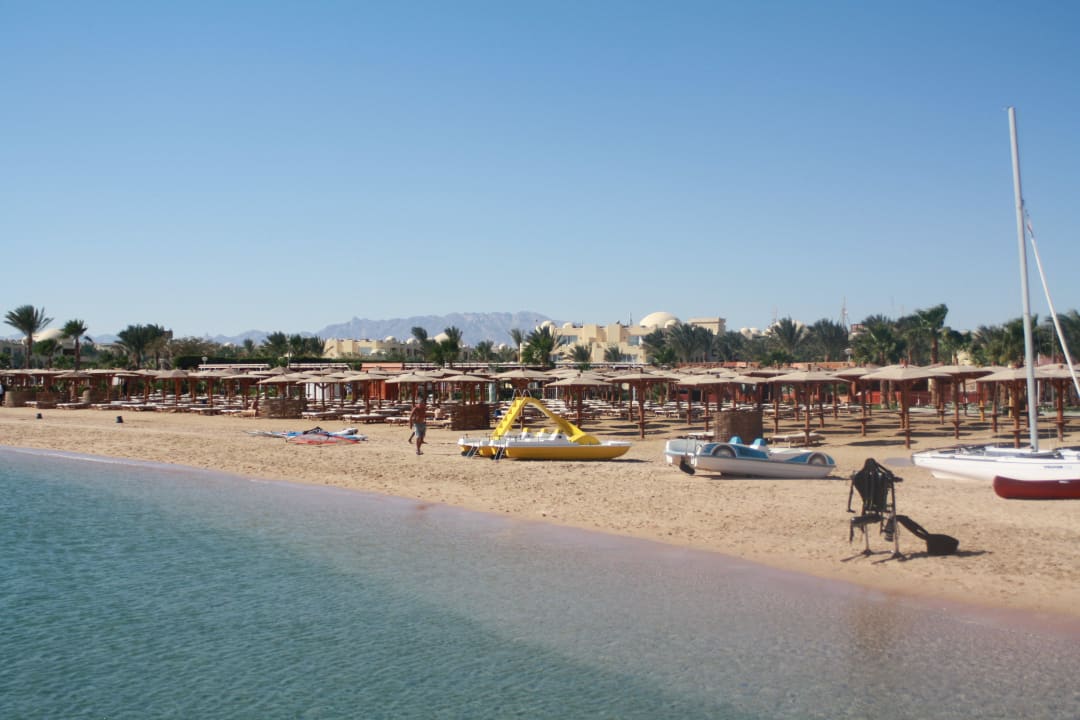Strandpromenade mit Marina Jaz Makadi Oasis Resort