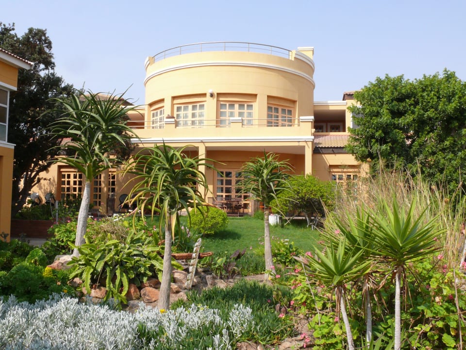 Schön gestalteter Garten im Innnenhof Ocean House Swakopmund