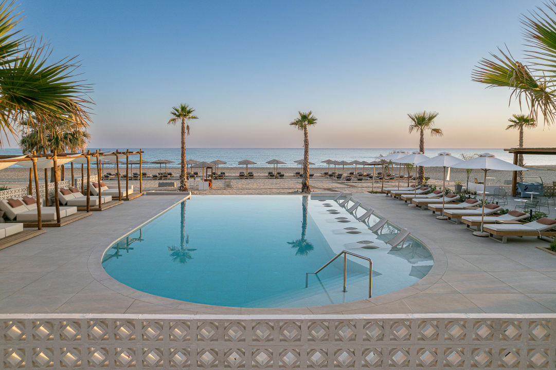 Pool Iperion Beach Hotel