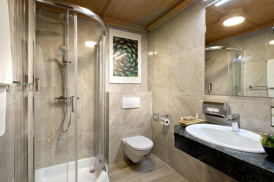 Zimmer ever.grün KAPRUN 