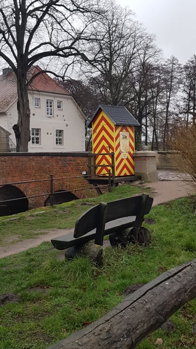 Gartenanlage Wasserschloss Mellenthin