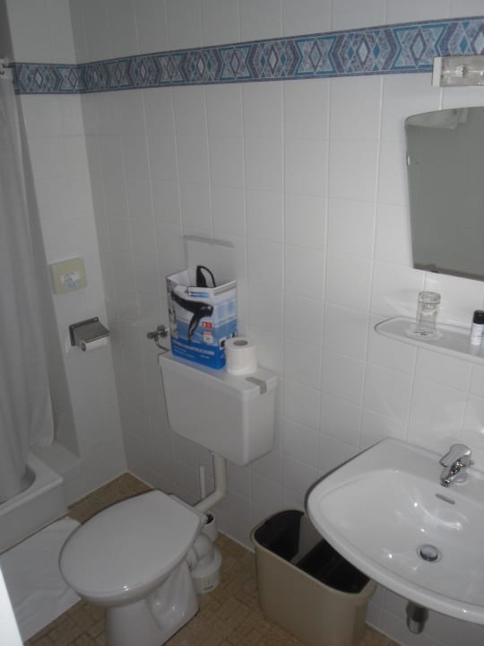 Bad (Doppelzimmer) Hotel Restaurant Stefanihof