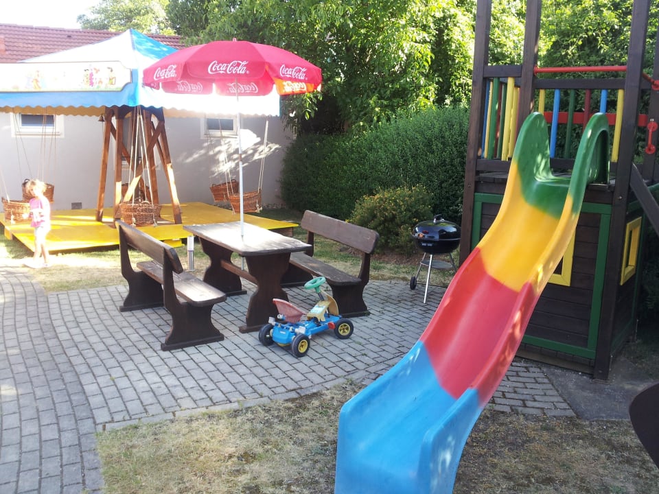 Spielplatz Bungalow Paradies