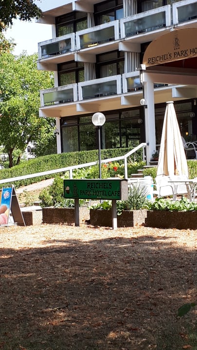 Außenansicht Reichel's Parkhotel